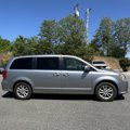 Used 2019 Dodge Grand Caravan SXT image 6