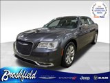 Used 2019 Chrysler 300 Limited image 3