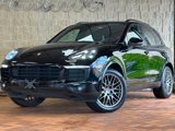 Used 2017 Porsche Cayenne S image 2