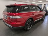 Used 2020 Lincoln Aviator Reserve w/ Equipment Group 202A image 4