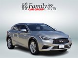 Used 2018 INFINITI QX30 image 2