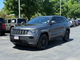 Used 2017 Jeep Grand Cherokee Altitude image 2