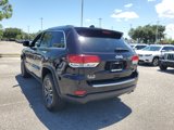 Used 2020 Jeep Grand Cherokee Limited w/ Luxury Group II image 3