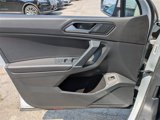 Used 2018 Volkswagen Tiguan SEL image 6