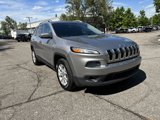 Used 2018 Jeep Cherokee Latitude image 3