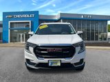 Certified 2022 GMC Terrain SLE w/ Driver Convenience Package image 2
