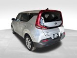 Used 2021 Kia Soul LX image 3