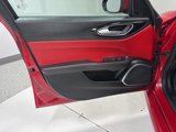 Used 2018 Alfa Romeo Giulia image 6