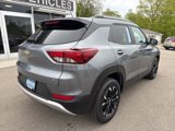 Used 2022 Chevrolet TrailBlazer LT w/ Convenience Package image 3