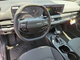 New 2025 Kia K4 LXS image 2