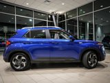 Used 2022 Hyundai Venue Limited image 2