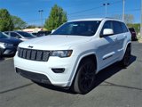 Used 2017 Jeep Grand Cherokee Altitude image 3