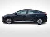 Used 2022 Hyundai Ioniq SE image 3