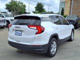 Used 2022 GMC Terrain SLE w/ Driver Convenience Package image 2