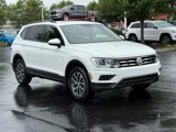 Used 2020 Volkswagen Tiguan SE w/ Panoramic Sunroof Package image 3