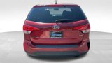Used 2015 Kia Sorento LX image 4