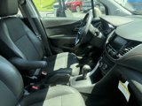 Used 2022 Chevrolet Trax LT w/ LT Convenience Package image 4