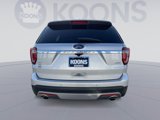 Used 2017 Ford Explorer XLT w/ Equipment Group 202A image 5