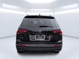 Used 2022 Volkswagen Tiguan SE image 4