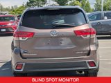 Used 2018 Toyota Highlander Limited Platinum image 5