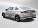 Used 2017 Hyundai Elantra SE image 5