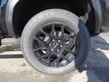 New 2025 GMC Canyon Denali w/ LPO, Denali Black Edition image 3