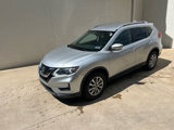 Used 2017 Nissan Rogue SV image 2