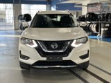 Used 2020 Nissan Rogue SV image 2