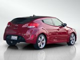 Used 2017 Hyundai Veloster Value Edition image 4