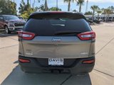 Used 2018 Jeep Cherokee Latitude Plus w/ Comfort/Convenience Group image 4