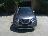 Used 2018 Nissan Rogue SV image 3