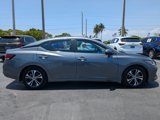Used 2022 Nissan Sentra SV image 3