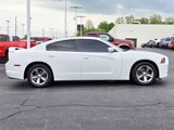 Used 2014 Dodge Charger SE w/ Sport Appearance Group image 2