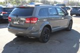 Used 2020 Dodge Journey SE w/ SE Popular Equipment Group image 3