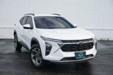 Used 2025 Chevrolet Trax LT w/ Driver Confidence Package image 4