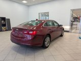 Used 2017 Chevrolet Malibu LT image 2