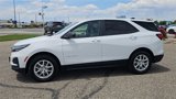 Used 2023 Chevrolet Equinox LS w/ LS Convenience Package image 5