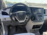 Used 2020 Toyota Sienna LE image 4