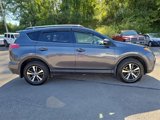 Used 2018 Toyota RAV4 XLE image 3