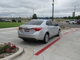 Used 2018 Toyota Corolla LE image 3