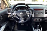 Used 2011 Mitsubishi Outlander SE image 5
