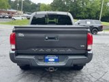 Used 2017 Toyota Tacoma SR image 4