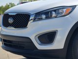 Used 2016 Kia Sorento LX image 3