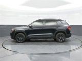 Certified 2022 Volkswagen Taos S image 4