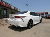 Used 2018 Toyota Camry SE image 4