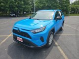 Used 2019 Toyota RAV4 LE image 2