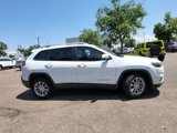 Used 2020 Jeep Cherokee Latitude image 2