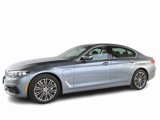 Used 2019 BMW 530e xDrive w/ Convenience Package image 4