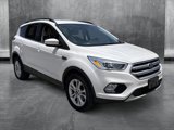 Used 2017 Ford Escape SE w/ Equipment Group 201A image 3