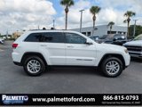 Used 2017 Jeep Grand Cherokee Laredo w/ Quick Order Package 2BE image 3